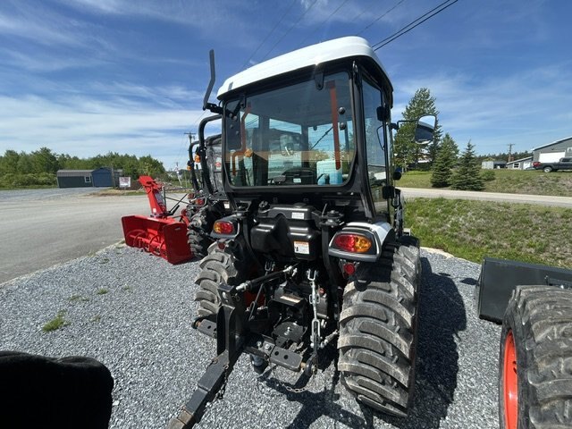 2026 Bobcat CT2540 FL W/ FREE FRONT END LOAD, SNOW BLOWER, TRAILER 7 X 16 PKG