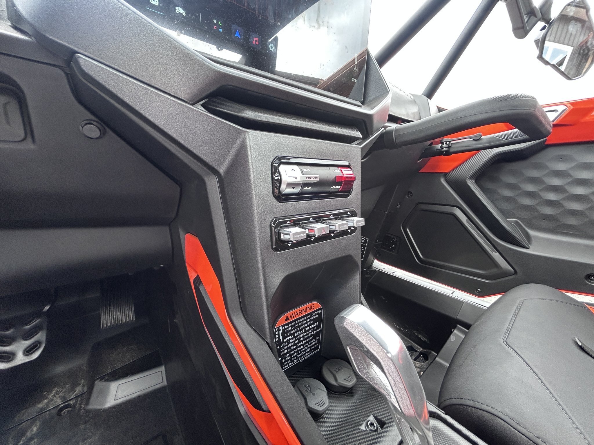 2026 CFMOTO ZFORCE Z10 Lava Orange