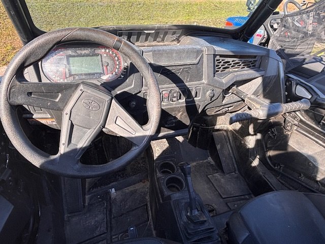 2022 Polaris RZR1000 XP only 3,900 km