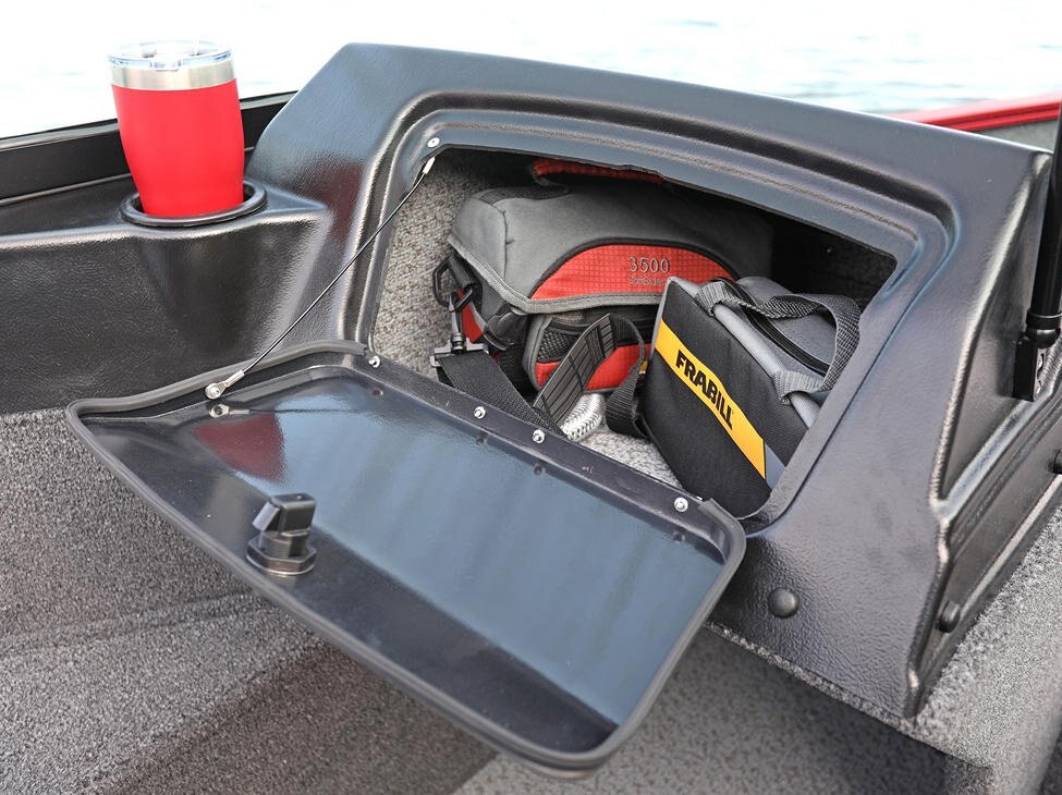 2026 Lund 1650 Angler SS