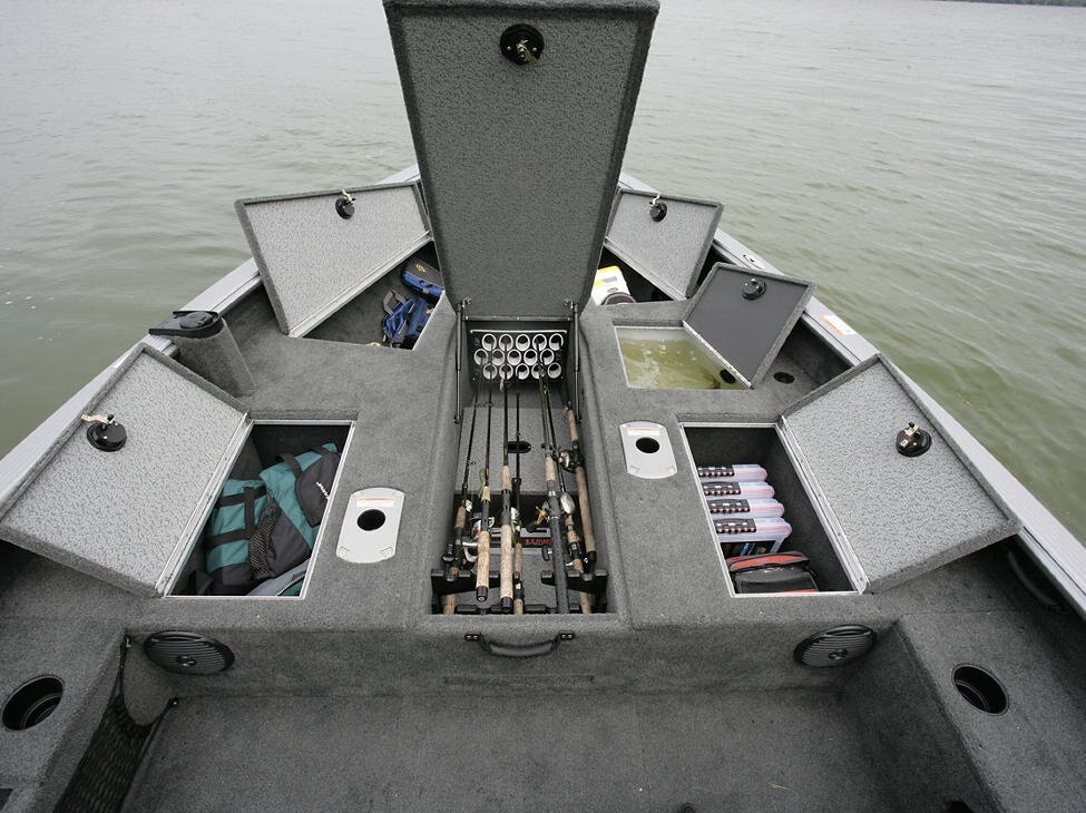 2026 Lund 2075 Pro Guide Tiller