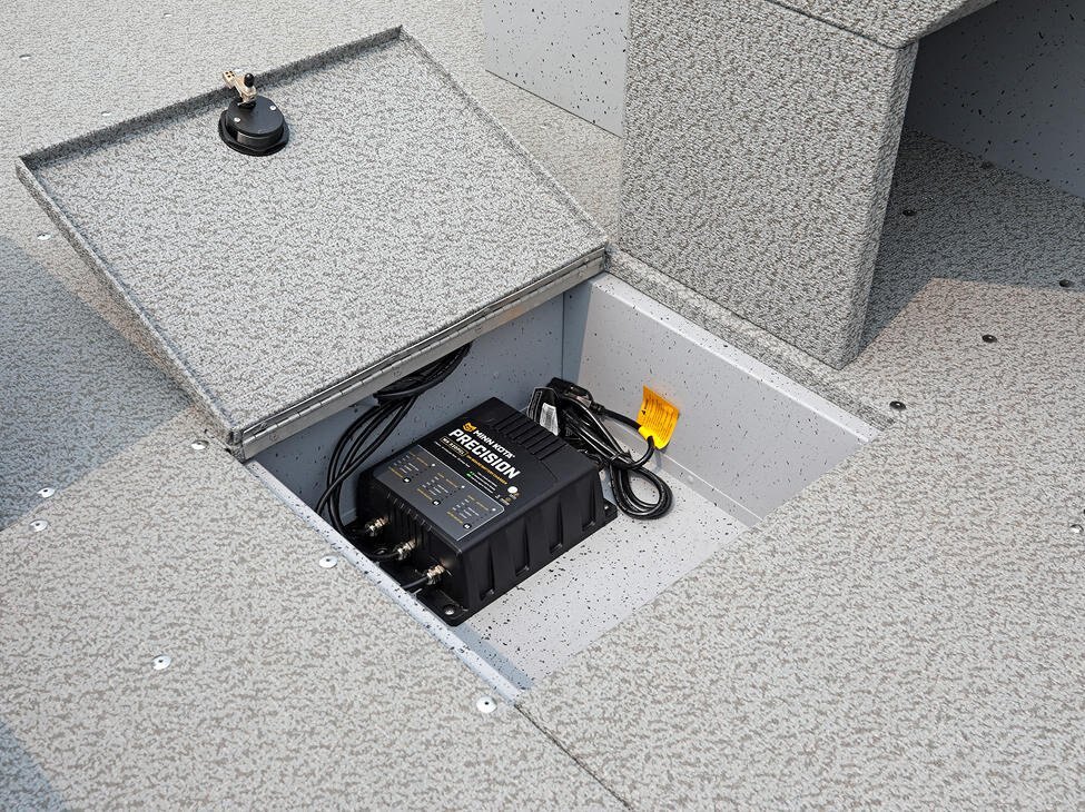 2026 Lund 1675 Alaskan Tiller