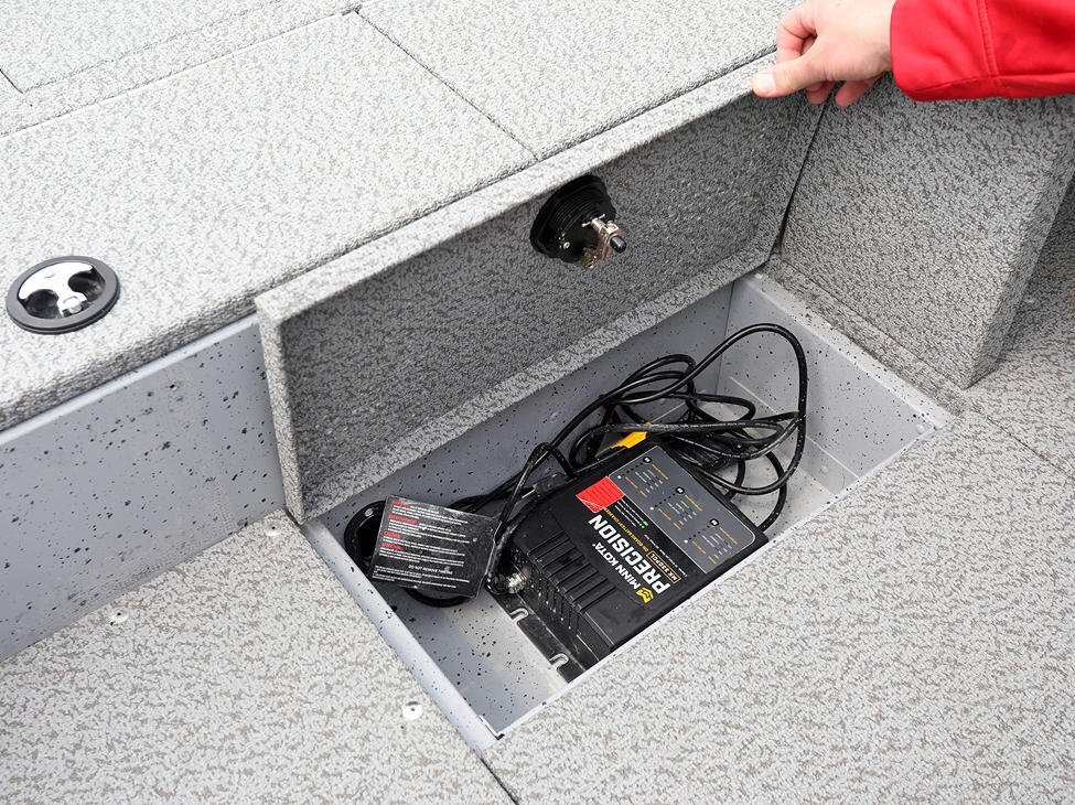 2026 Lund 2075 Alaskan SS