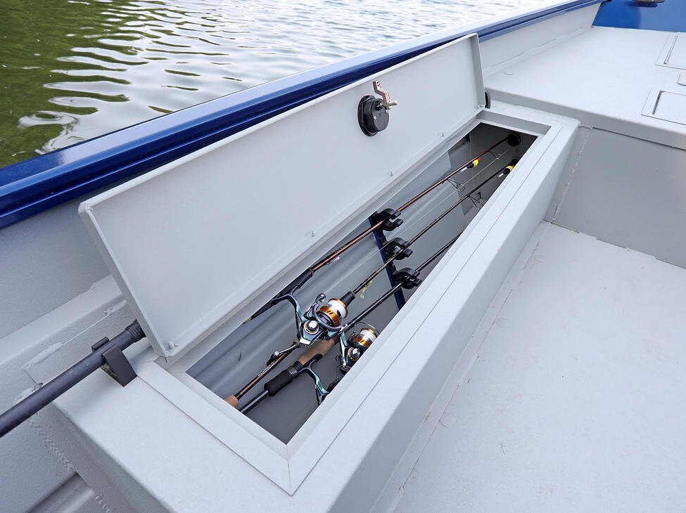 2026 Lund 2070 Predator SS