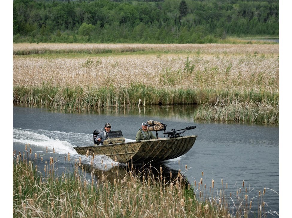 2026 Lund 2070 Predator CC