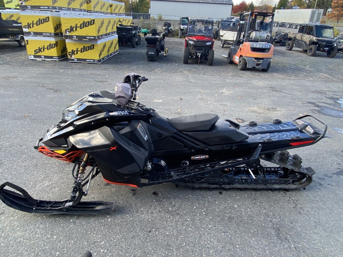 2021 Summit X 850 with Expert Package