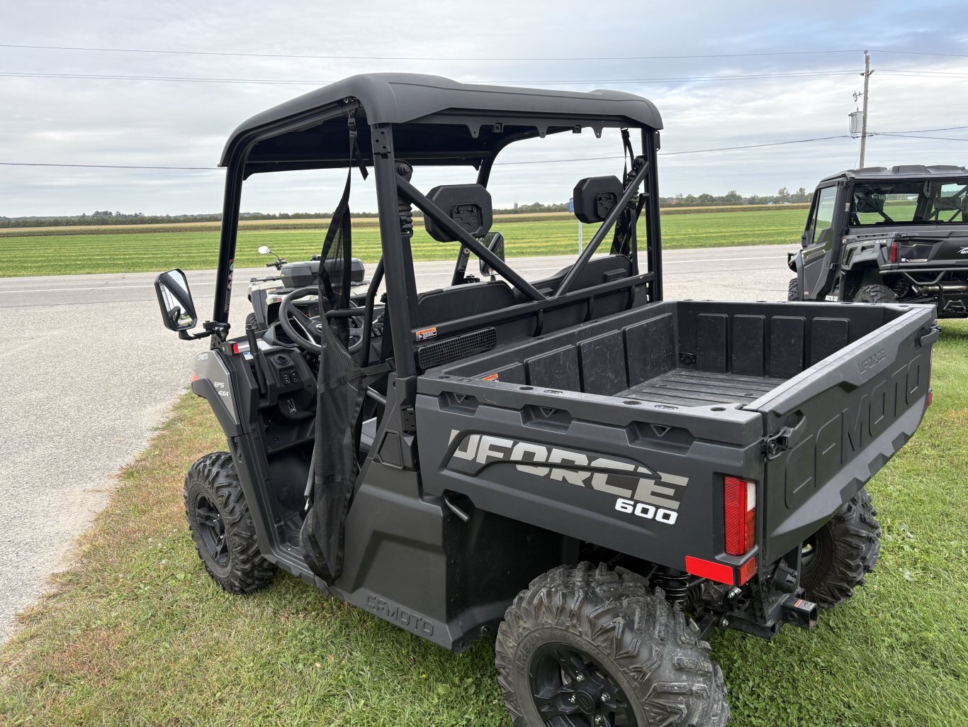 2023 CFMOTO UForce 600