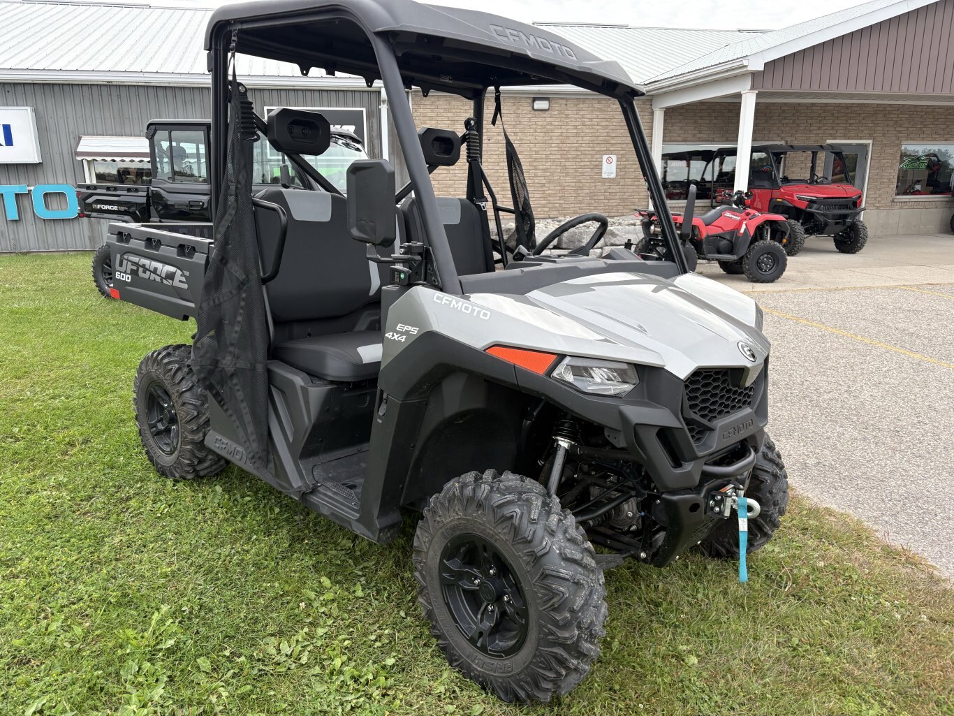 2023 CFMOTO UForce 600