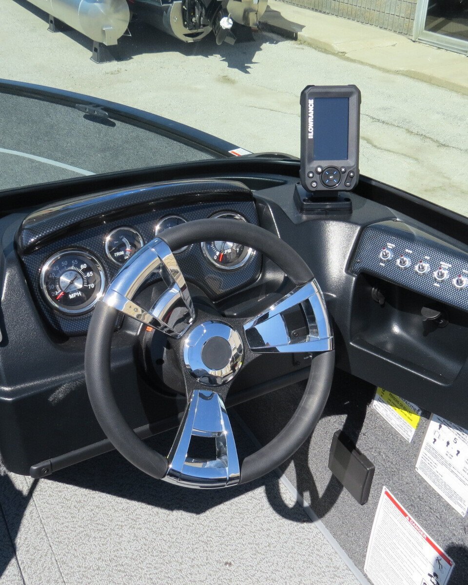 2025 Lowe Boats FM 1675 WT