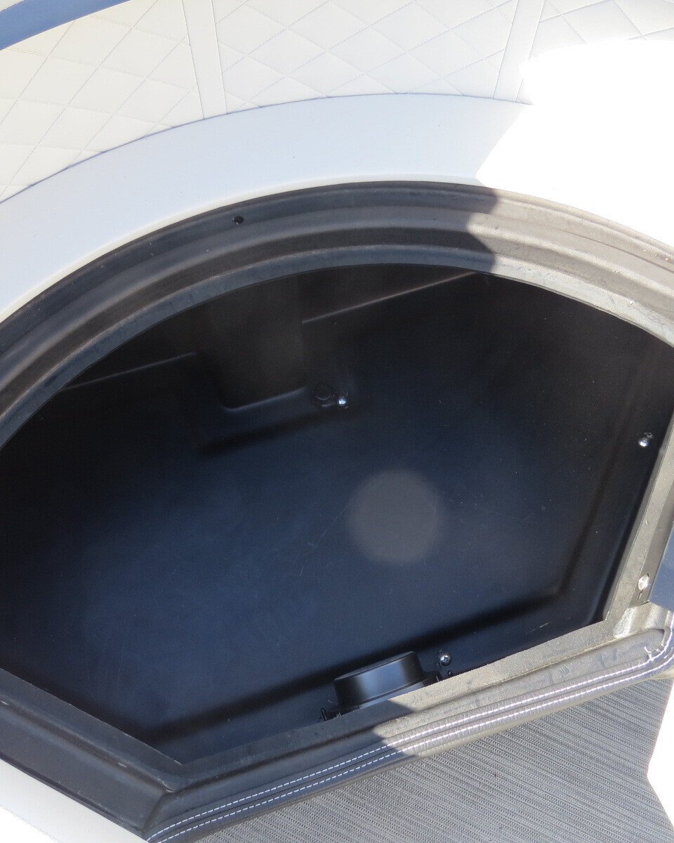 2024 Lowe Boats SS 270 EW