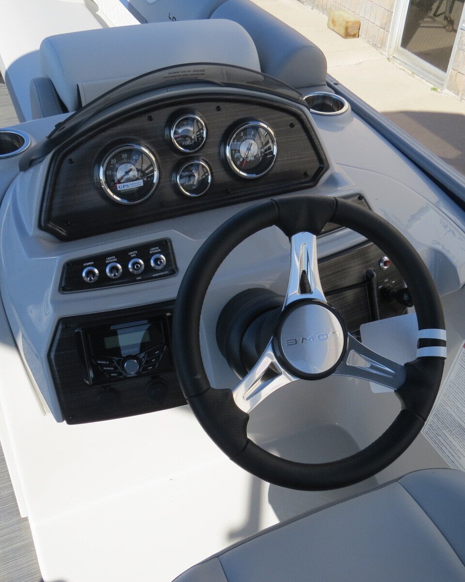 2024 Lowe Boats SS 270 EW