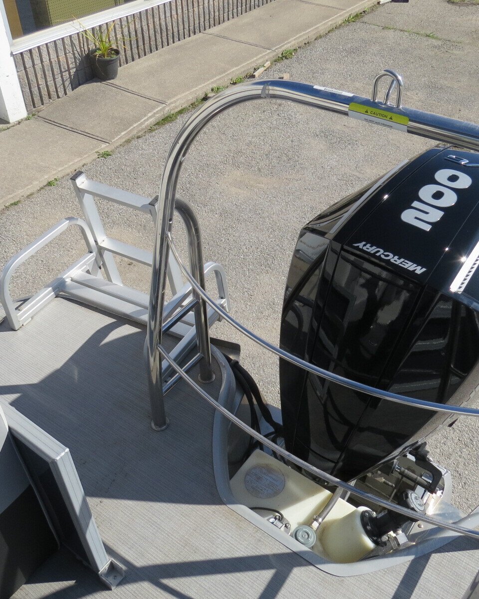 2024 Lowe Boats SS 270 EW