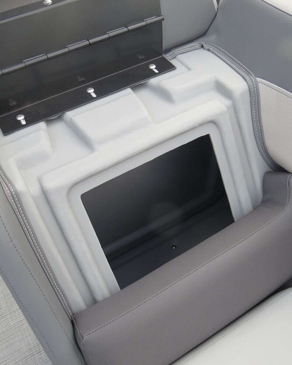 2025 Lowe Boats LS 210