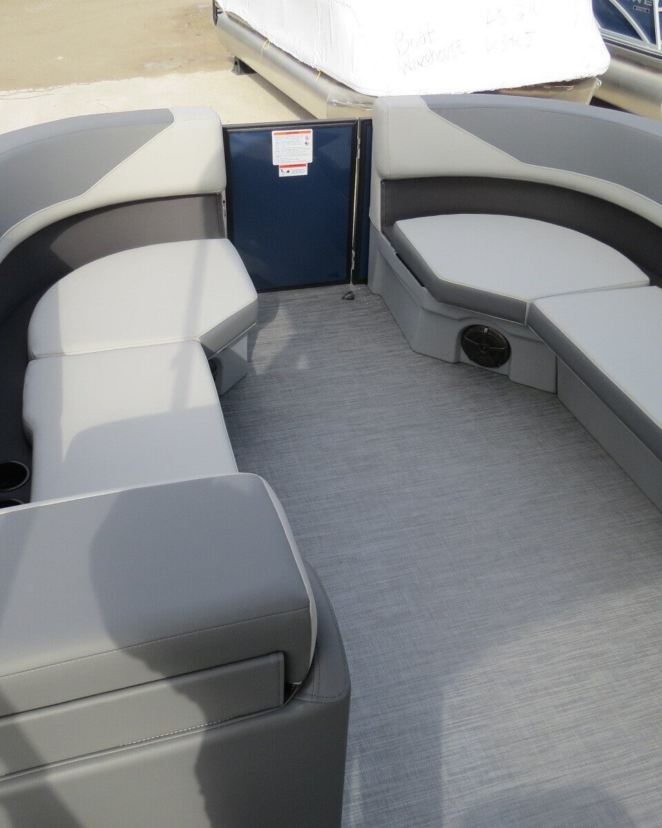 2025 Lowe Boats LS 210