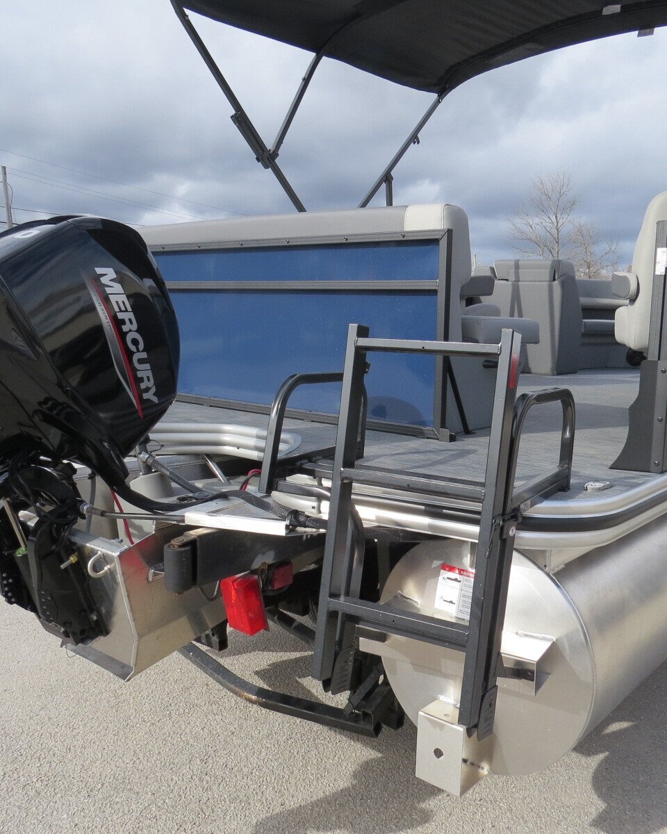 2025 Lowe Boats LS 210