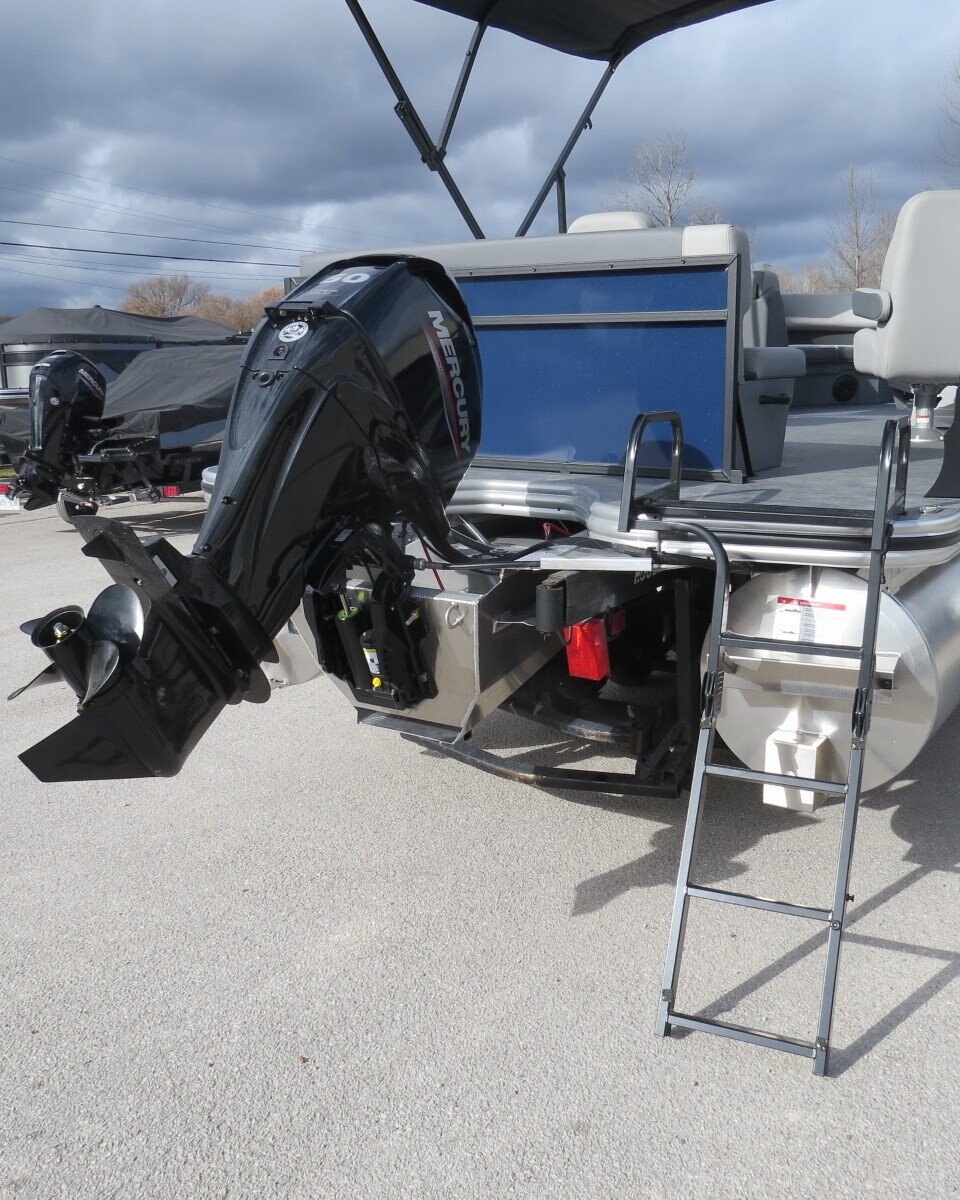 2025 Lowe Boats LS 210