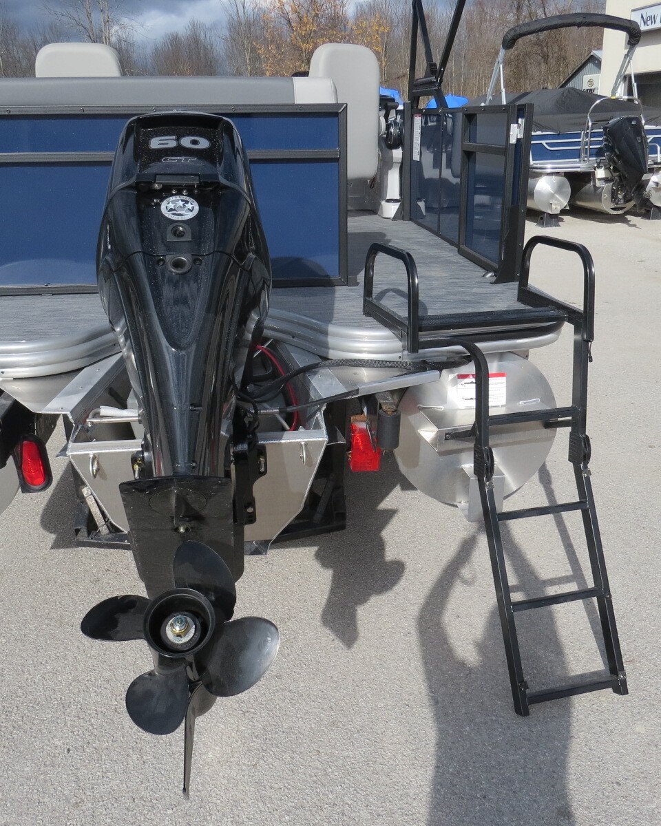 2025 Lowe Boats LS 210