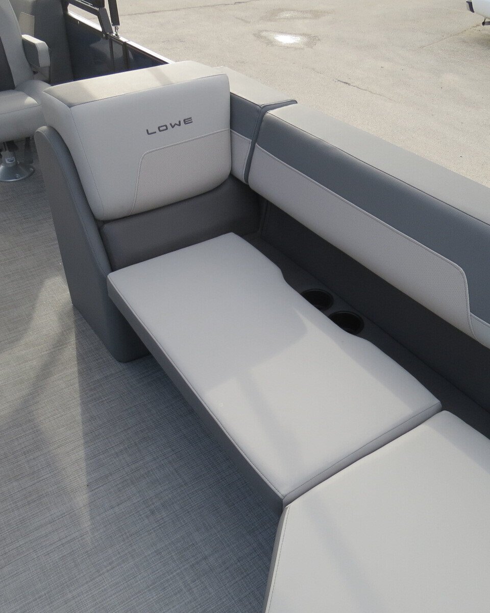 2025 Lowe Boats LS 210