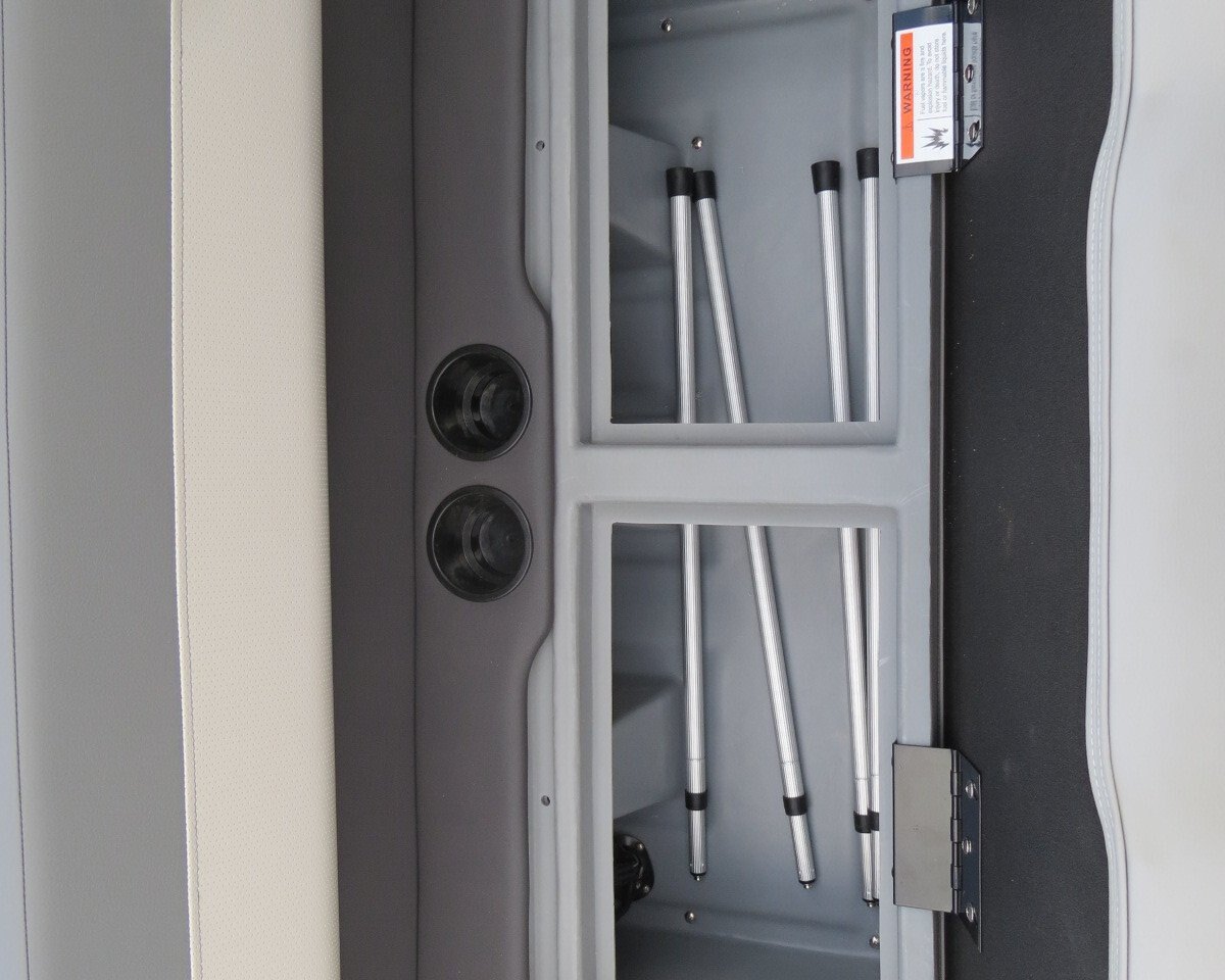 2025 Lowe Boats LS 210