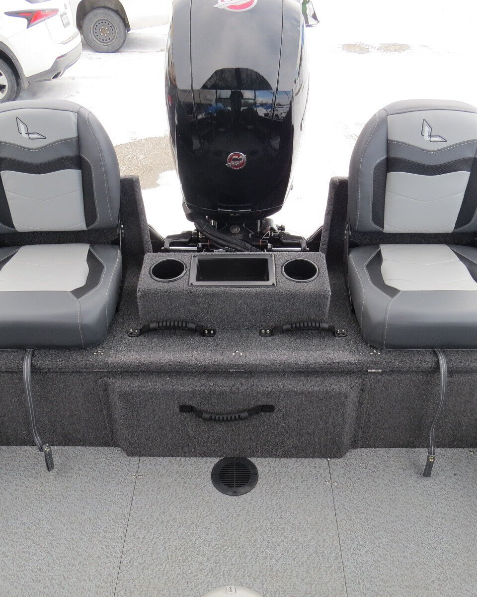 2025 Lowe Boats FM 1800 WT