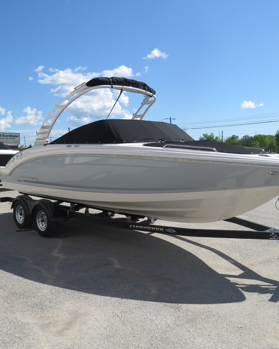 2025 Chaparral 23 SSI