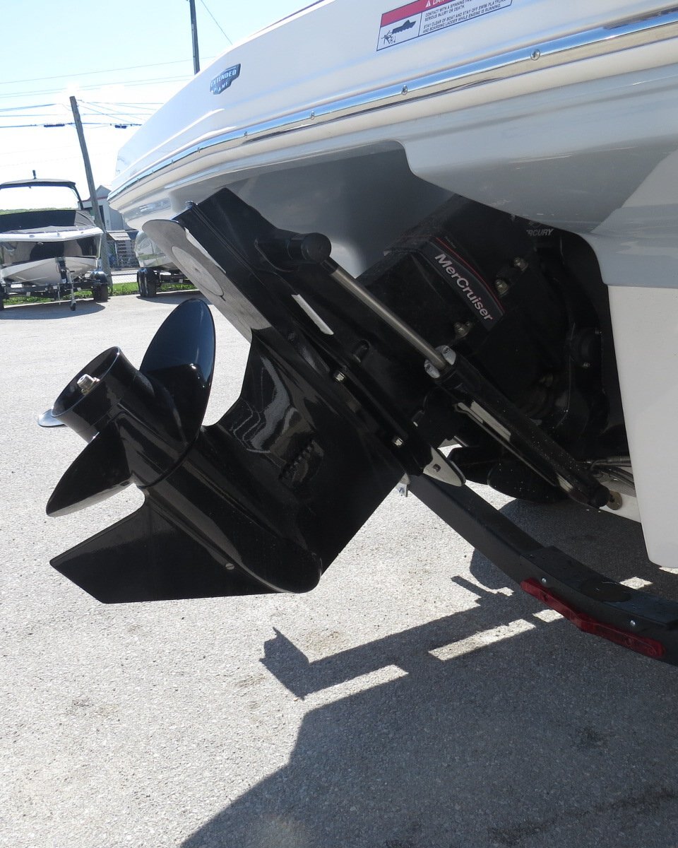 2025 Chaparral 23 SSI