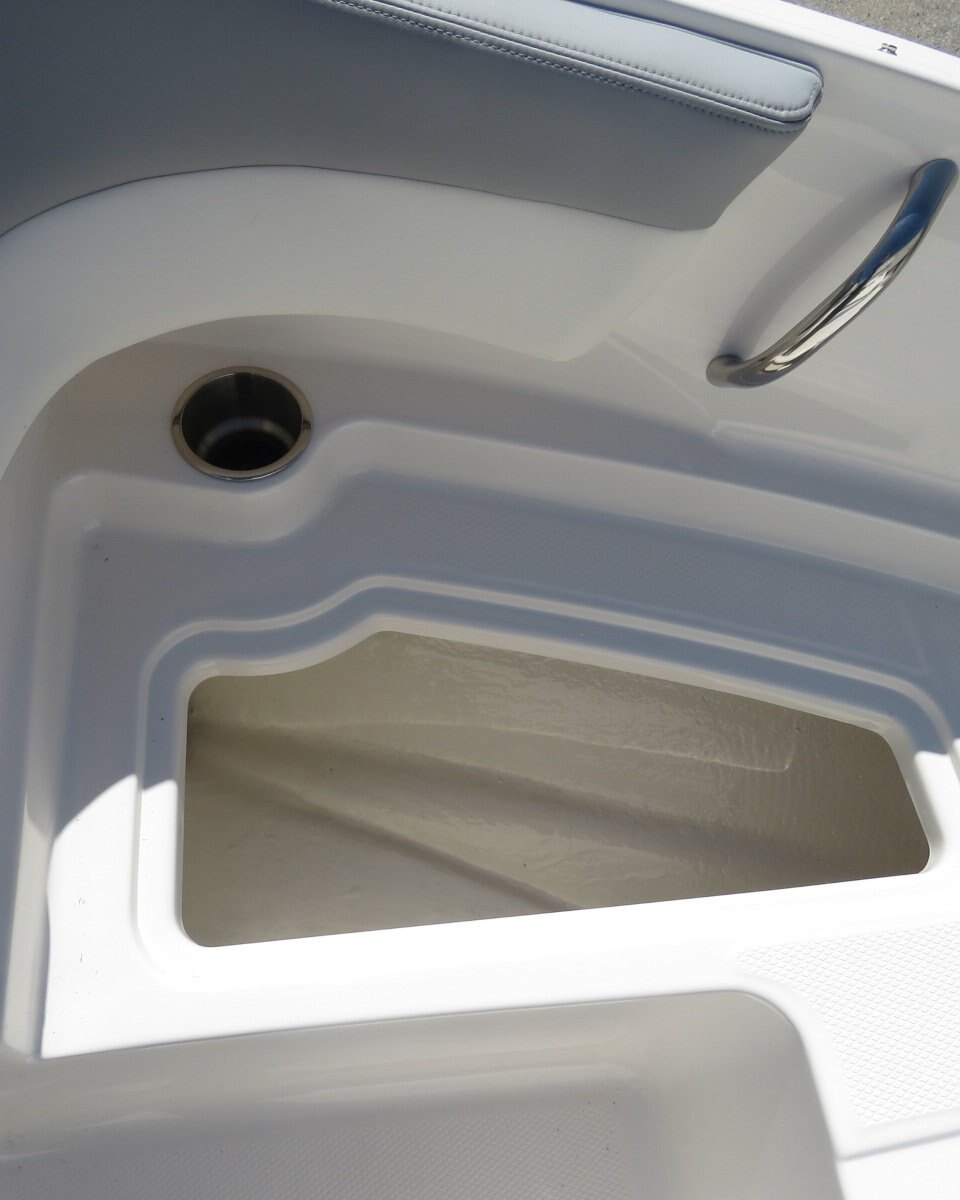 2025 Chaparral 19 SSI OB