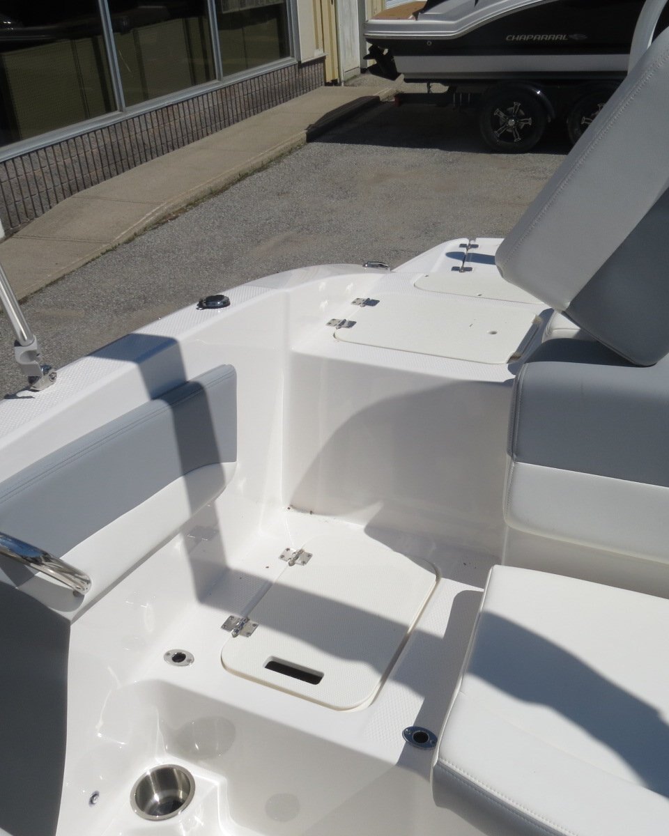 2025 Chaparral 19 SSI OB