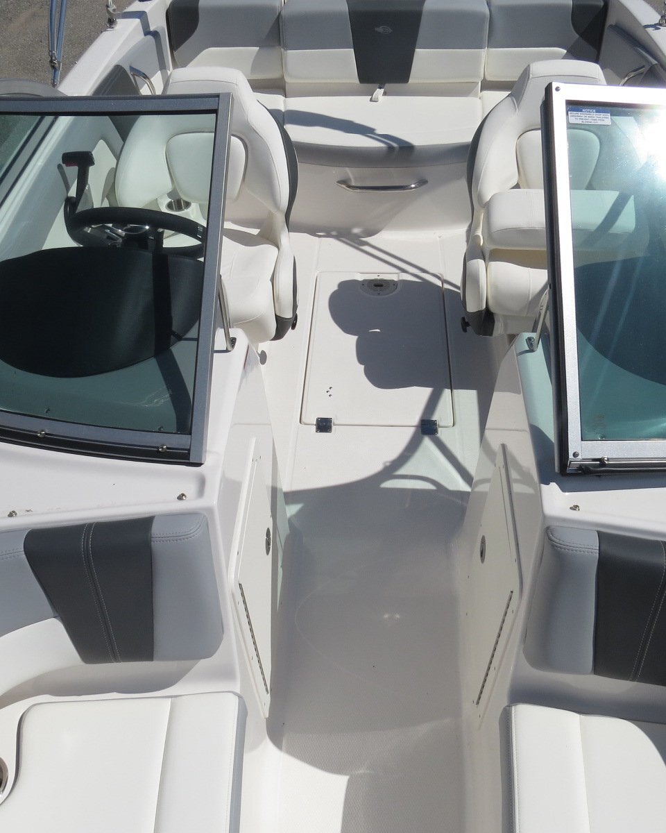 2025 Chaparral 19 SSI OB