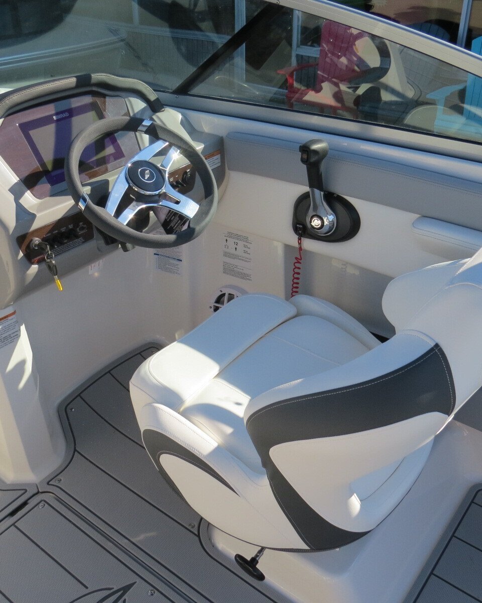 2025 Chaparral 21 SSI