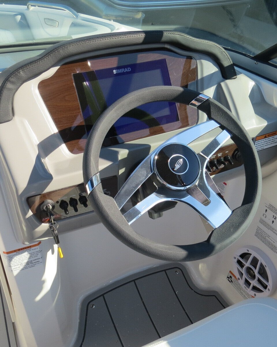 2025 Chaparral 21 SSI