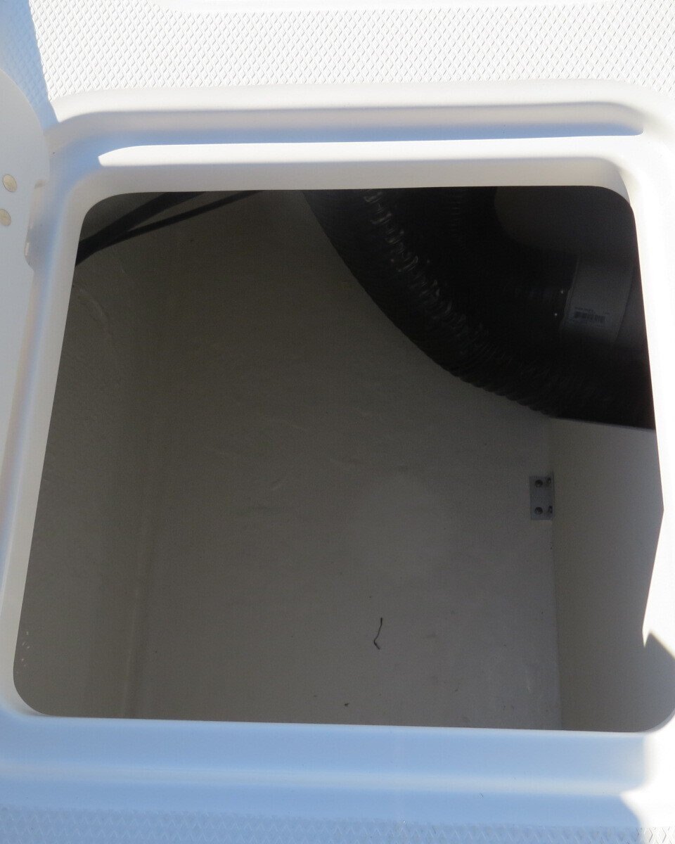 2025 Chaparral 21 SSI