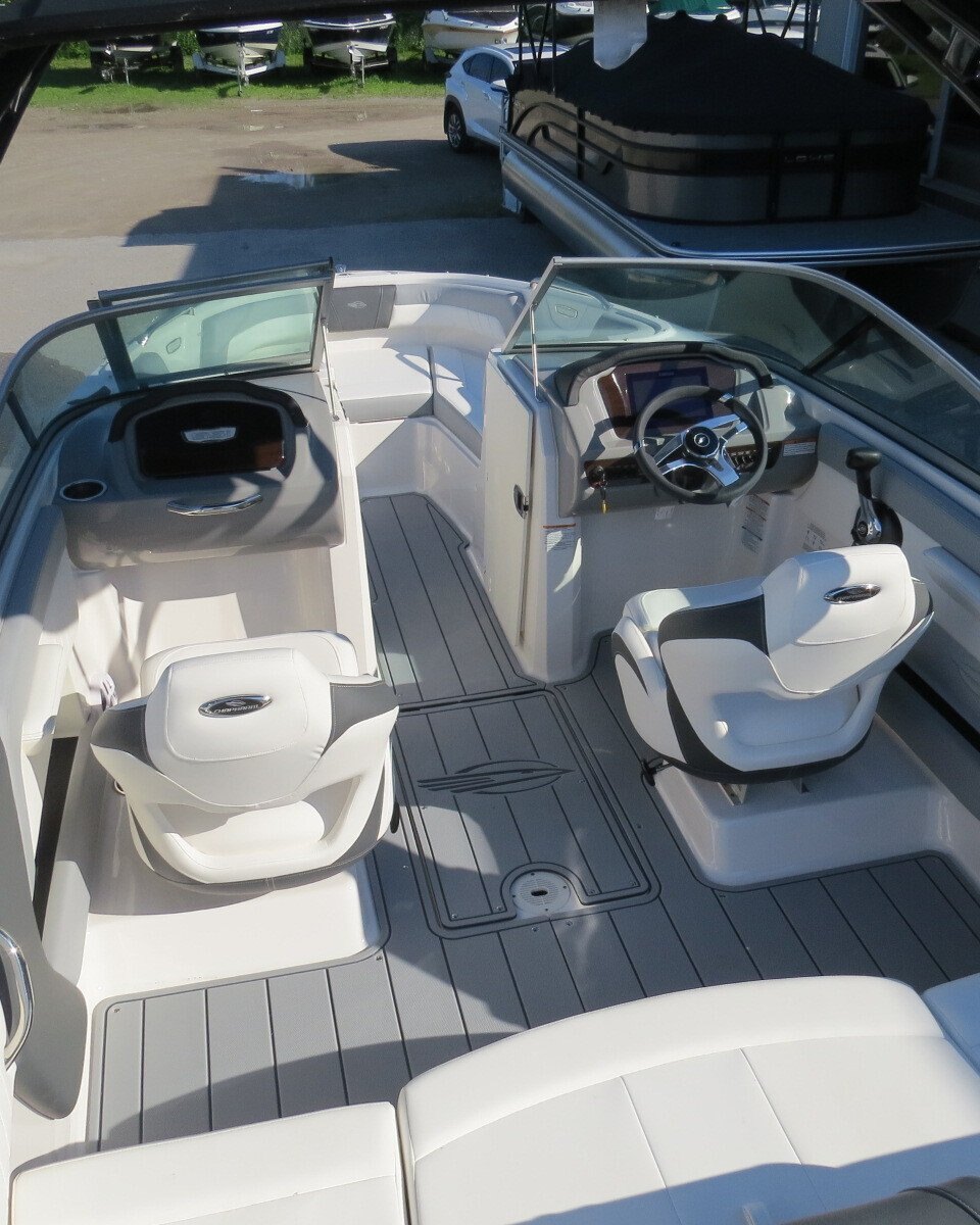 2025 Chaparral 21 SSI