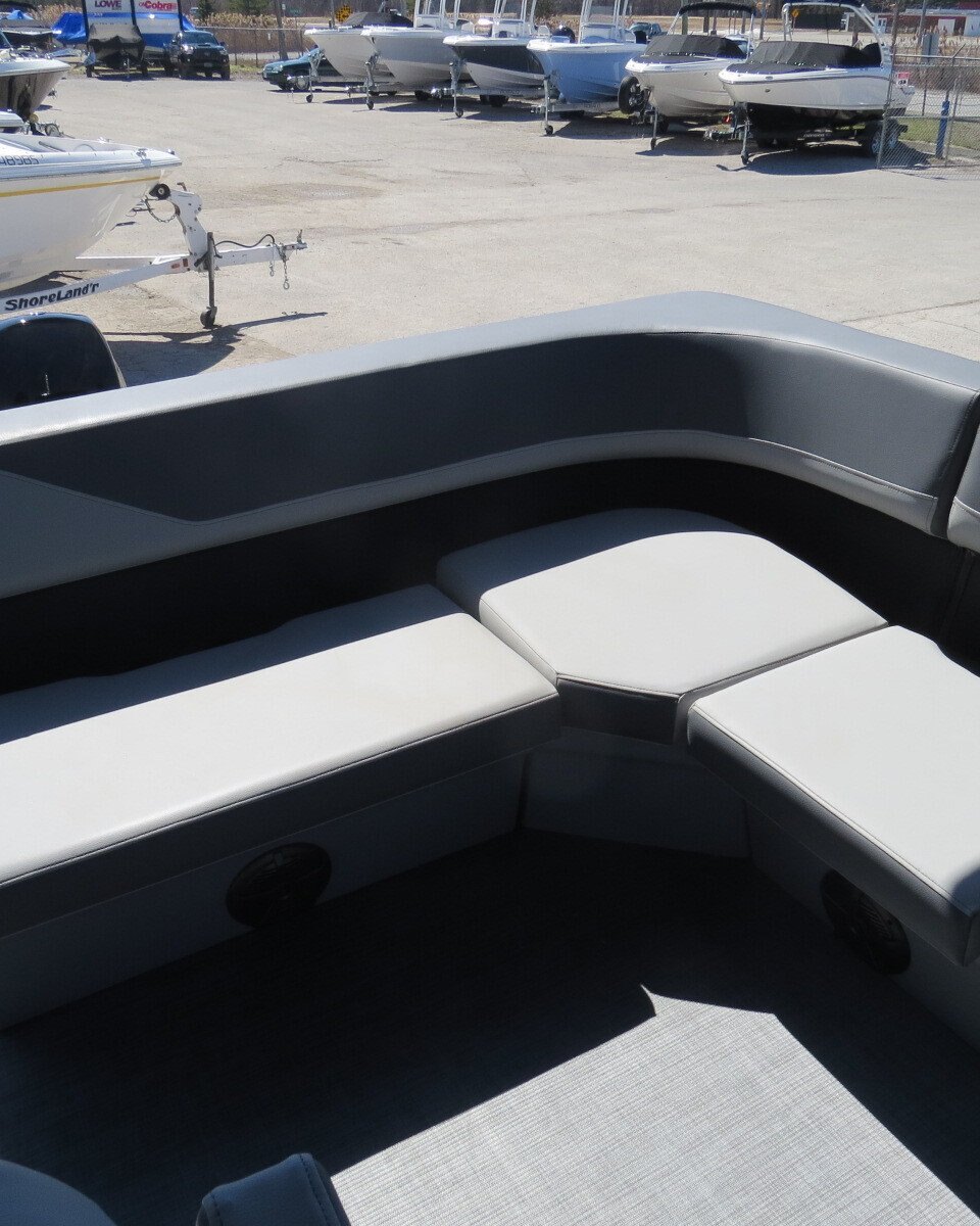 2025 Lowe Boats LS210