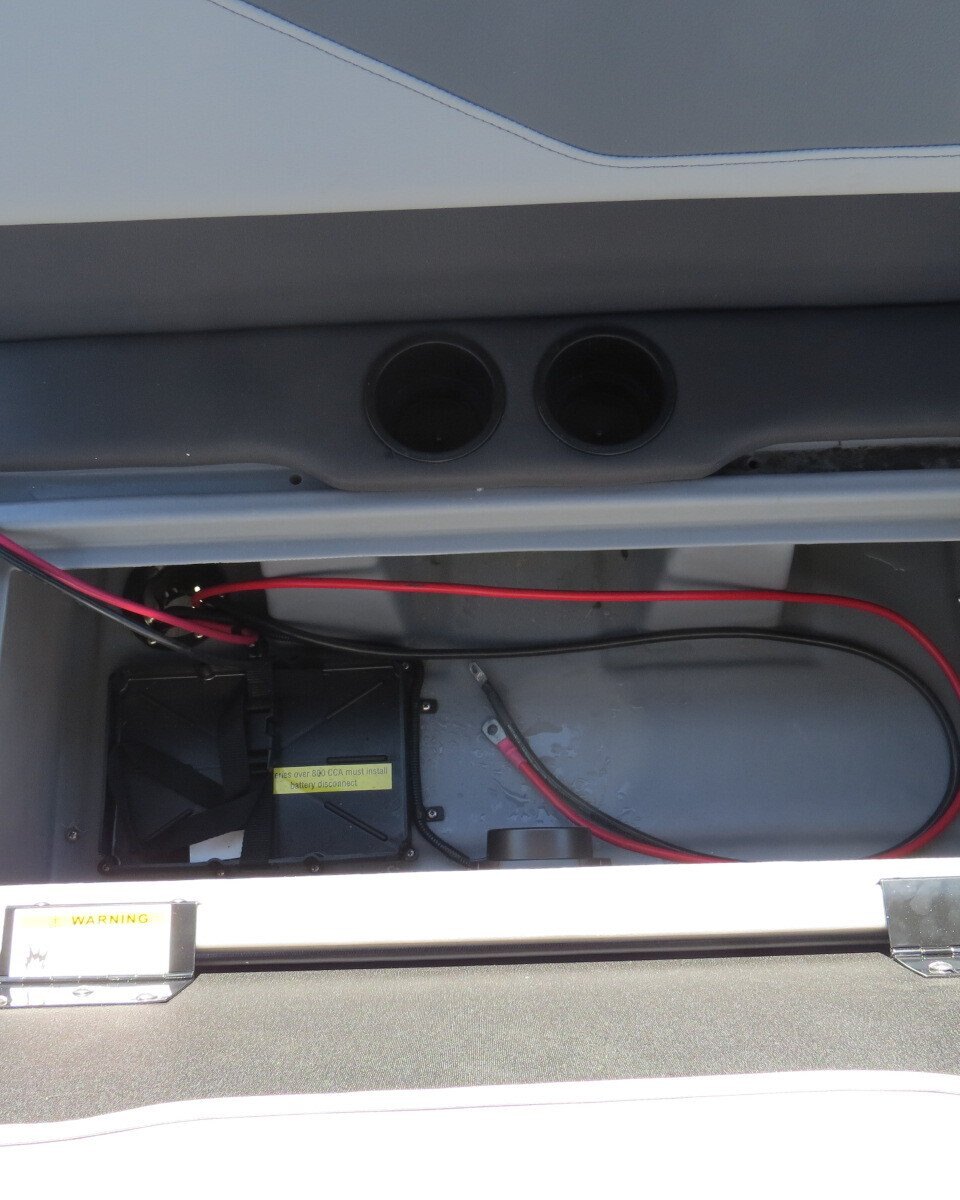 2025 Lowe Boats LS210