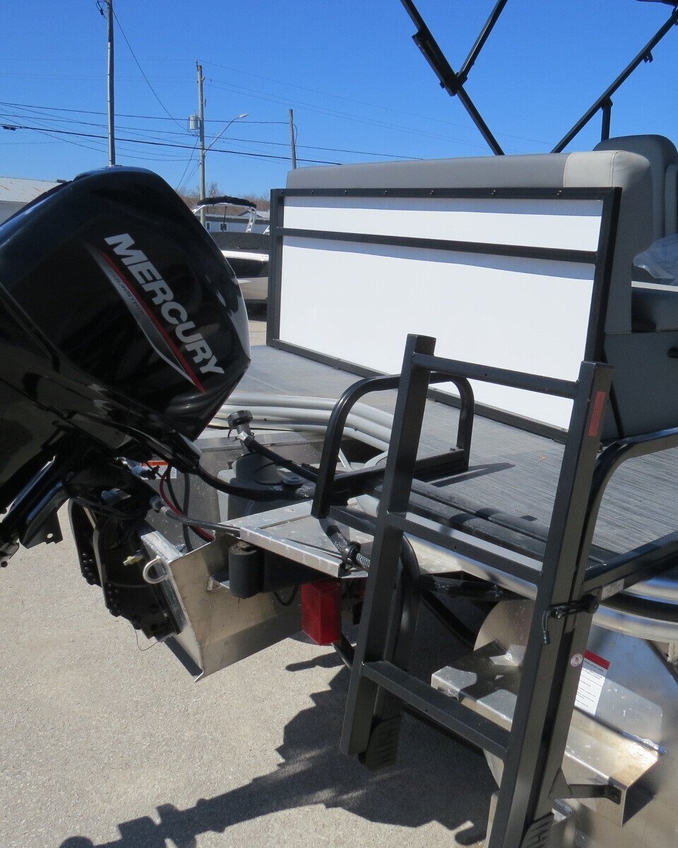 2025 Lowe Boats LS210