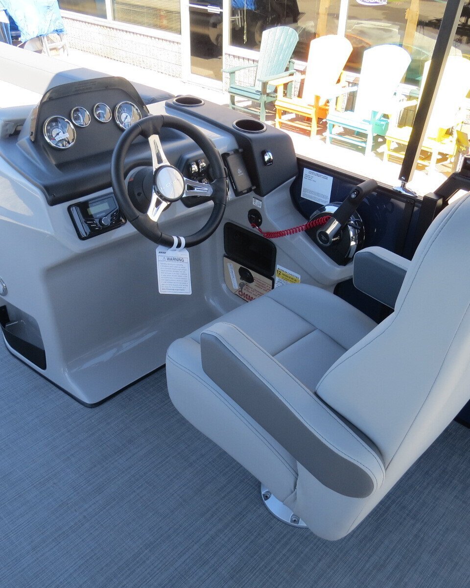 2025 Lowe Boats LS210