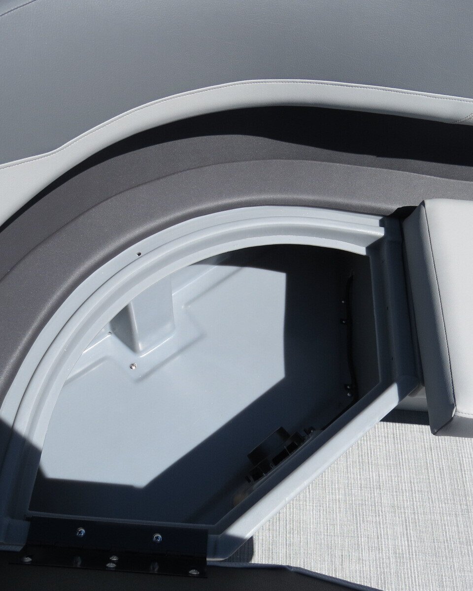 2025 Lowe Boats LS210