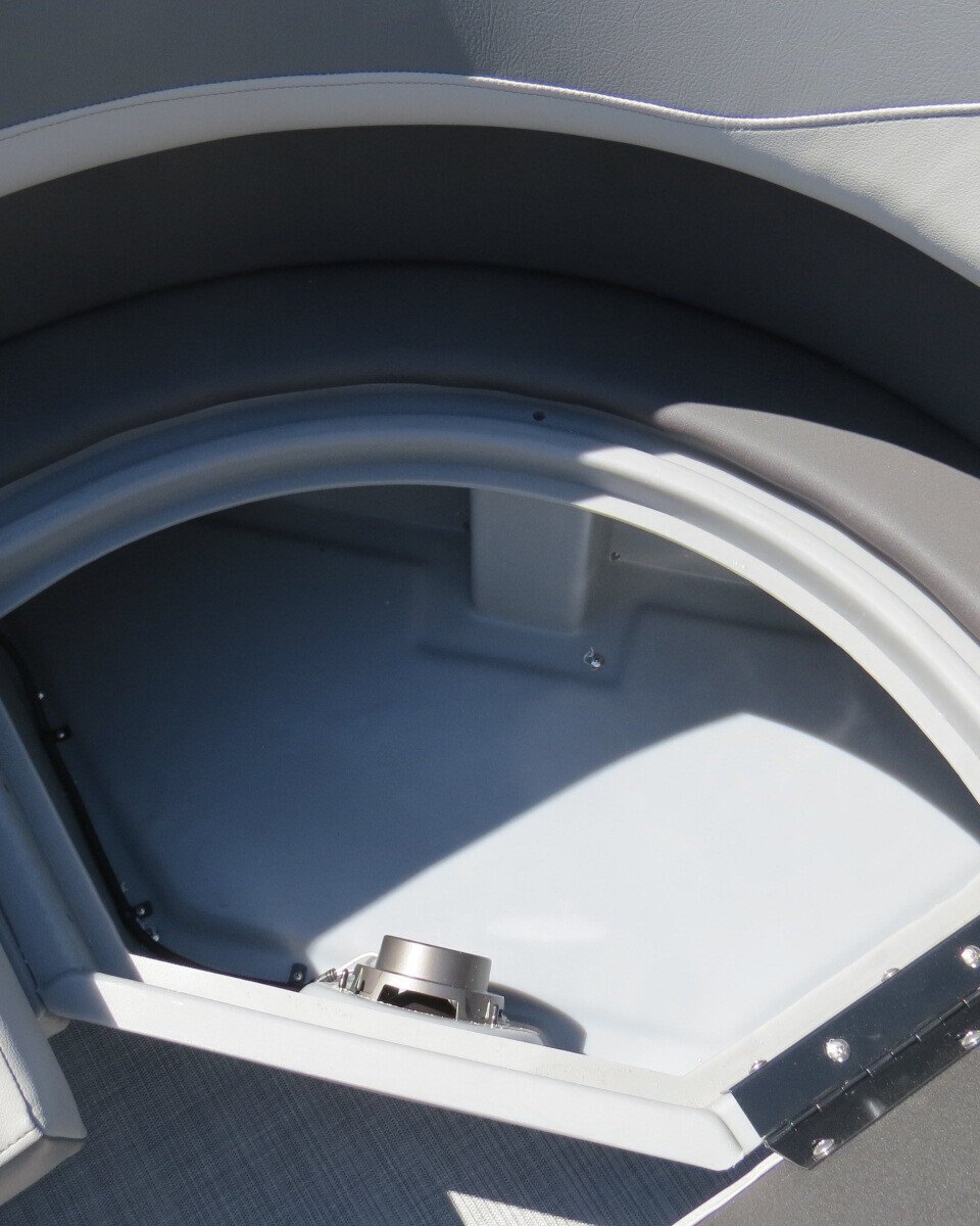 2025 Lowe Boats LS210