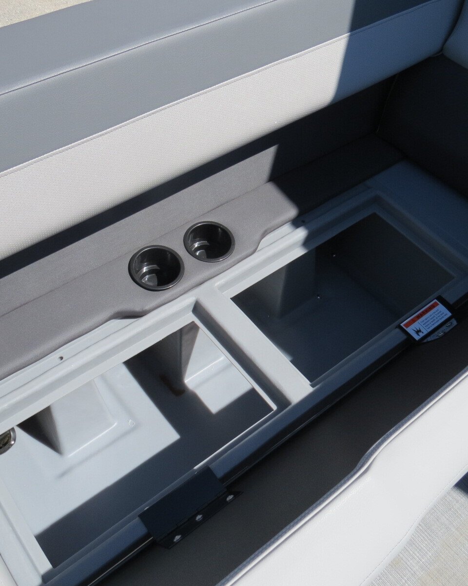 2025 Lowe Boats LS210