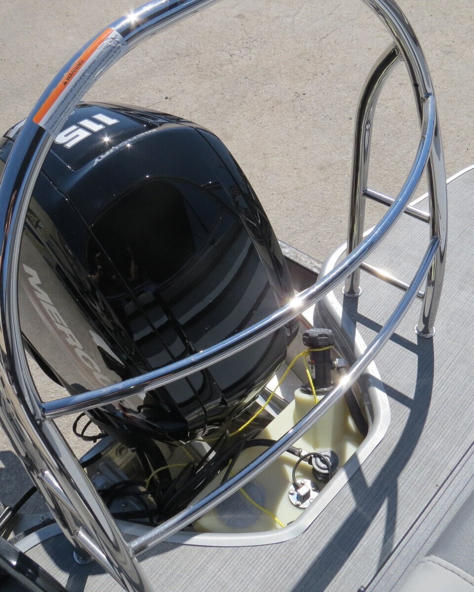 2025 Lowe Boats LS210