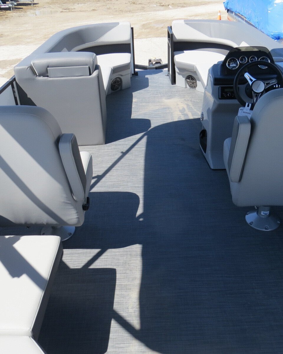 2025 Lowe Boats LS210