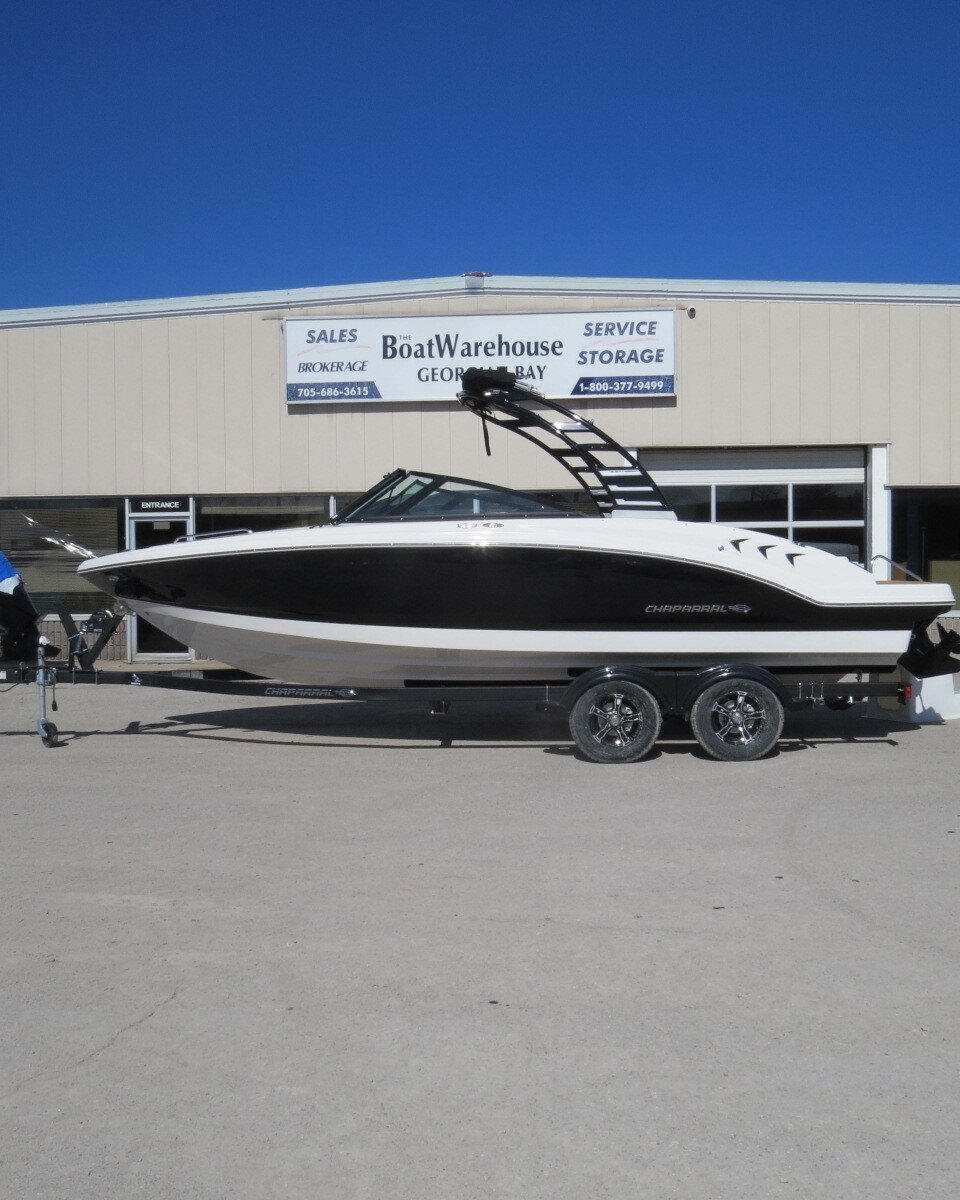 2025 Chaparral 23 SSI