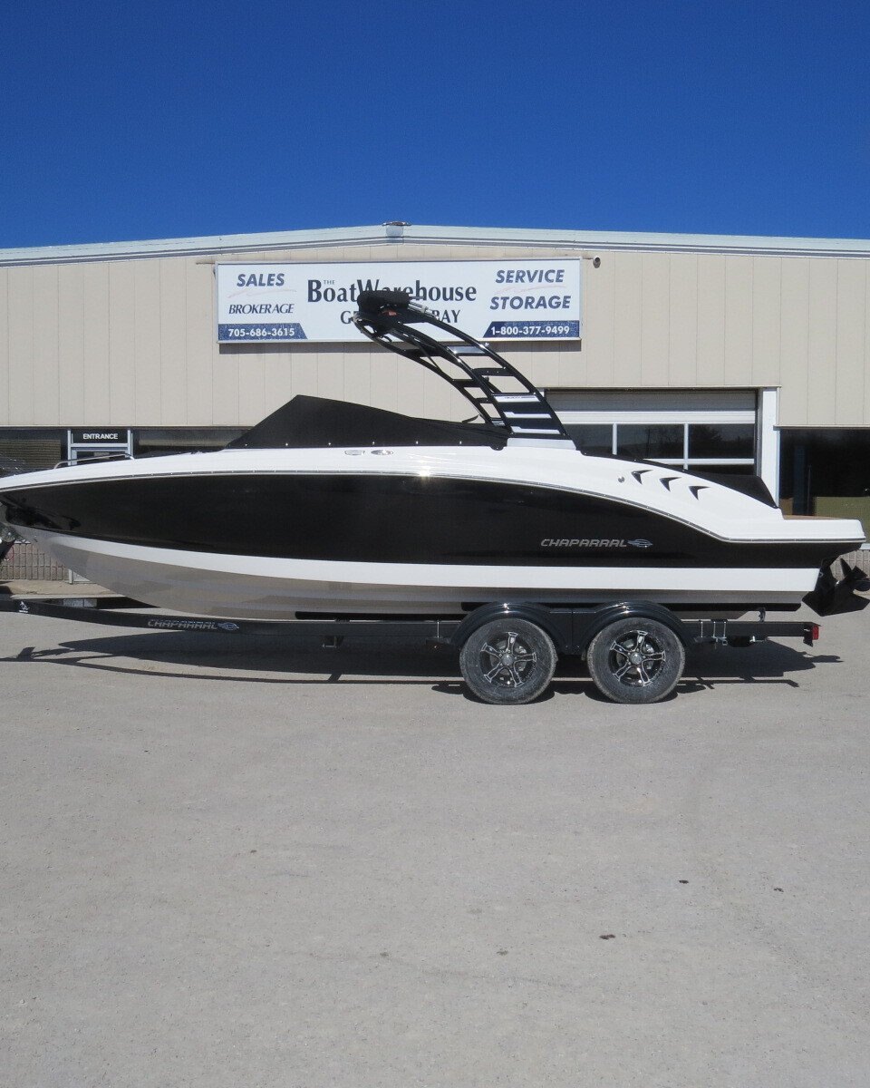 2025 Chaparral 23 SSI
