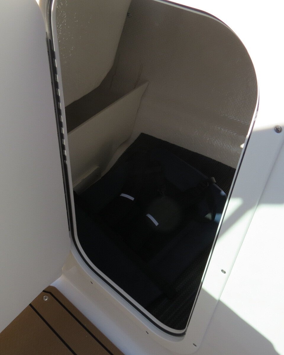 2025 Chaparral 23 SSI