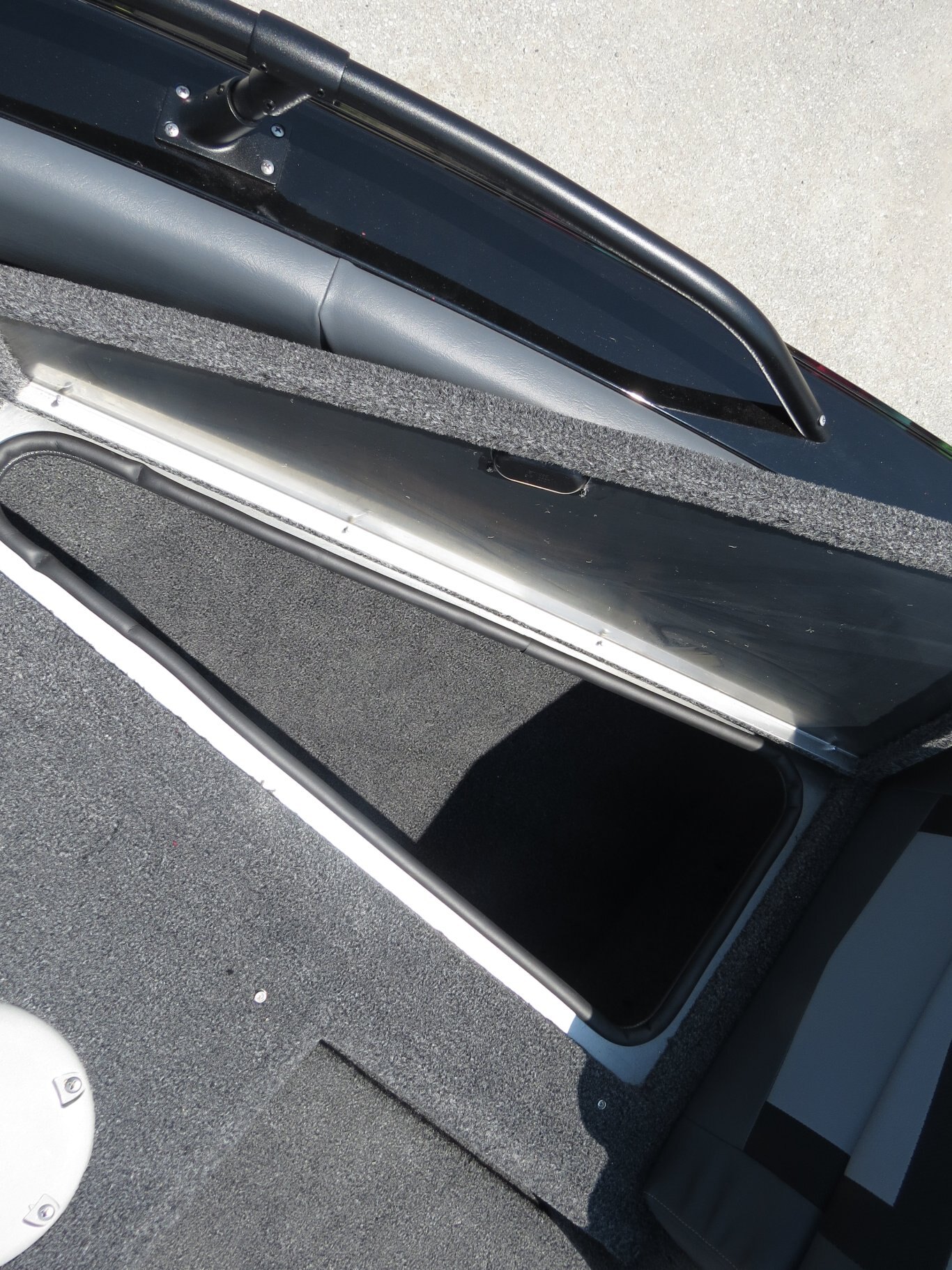 2025 LOWE BOATS FISH & SKI 1700