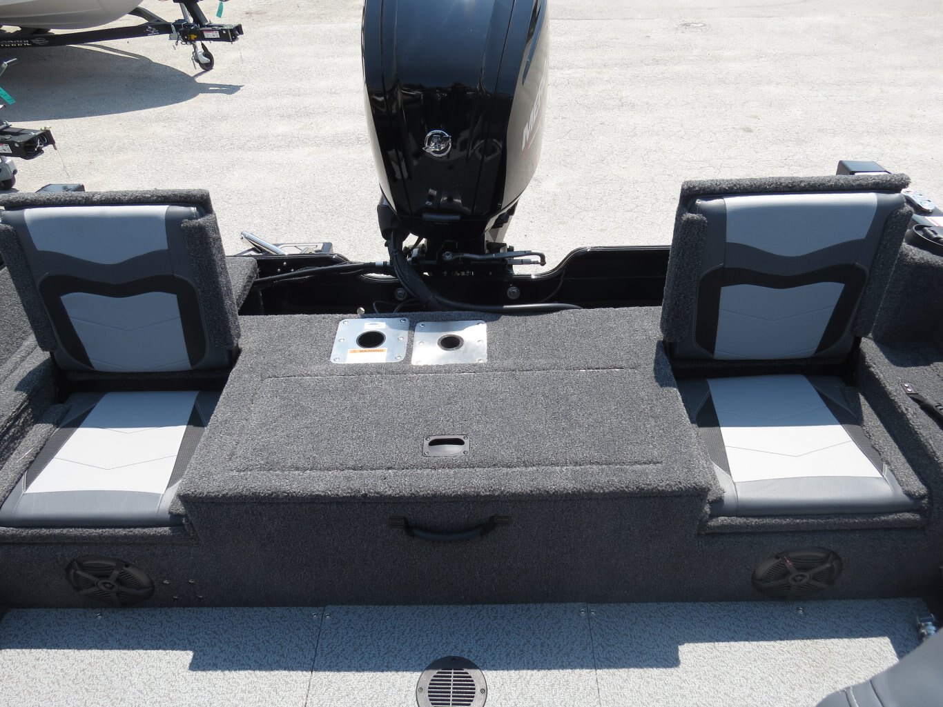 2025 LOWE BOATS FISH & SKI 1700