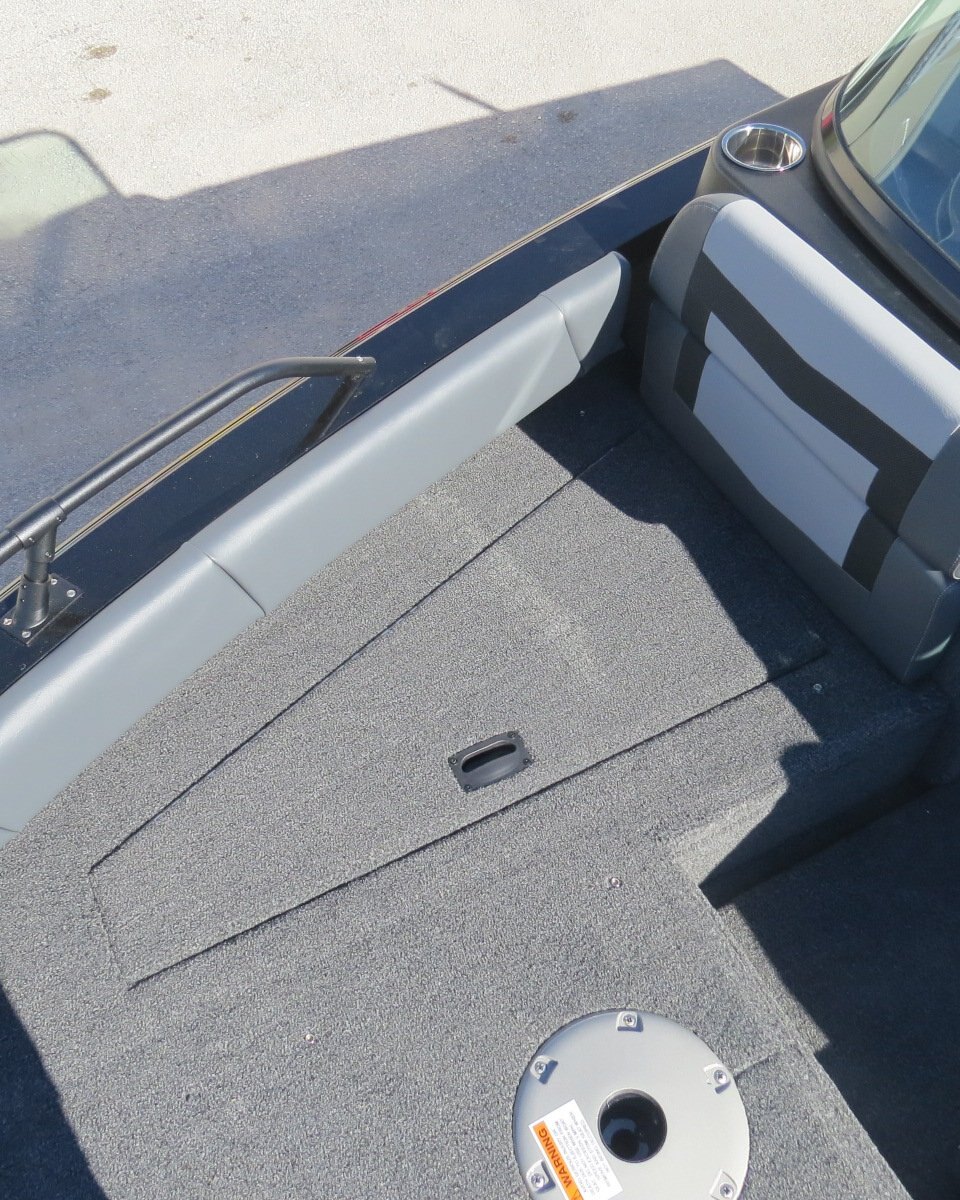 2025 LOWE BOATS FISH & SKI 1700