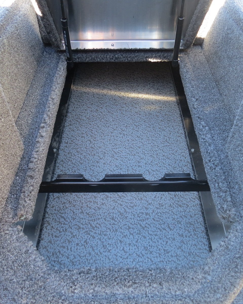 2025 LOWE BOATS FISH & SKI 1700