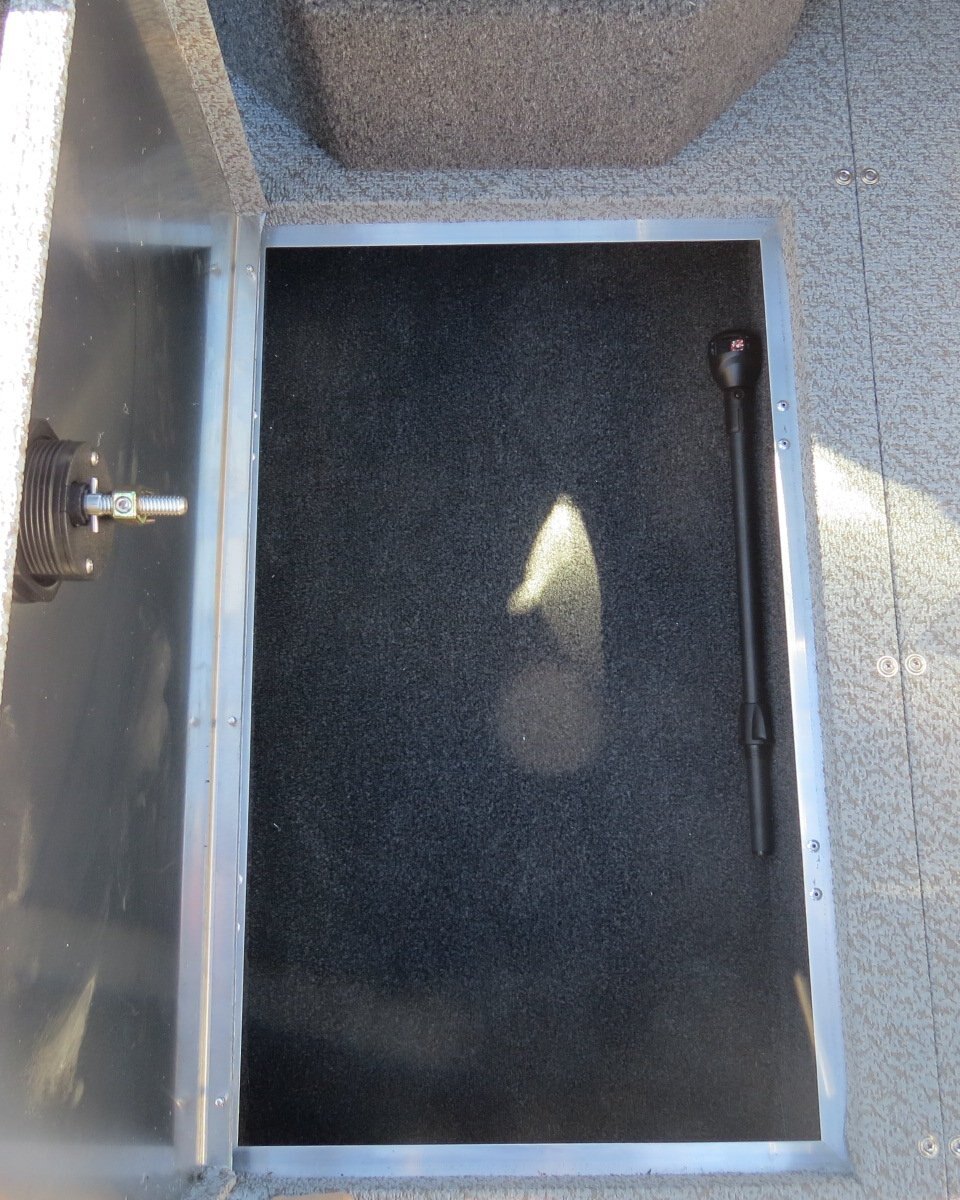 2025 LOWE BOATS FISH & SKI 1700